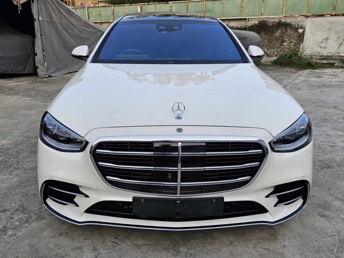 Mercedes Benz S580eL (White)